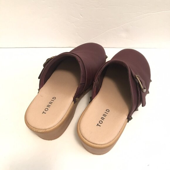 Torrid Women Black Studded Mini Clogs Size 7.5 Comfortable                  [11] - Picture 3 of 5
